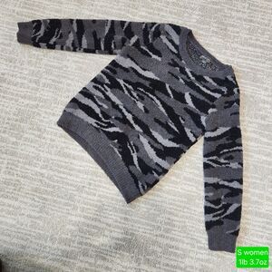 Barefoot Dreams Cozychic Seaside Crew-Neck Pullover Carbon Camo black size S